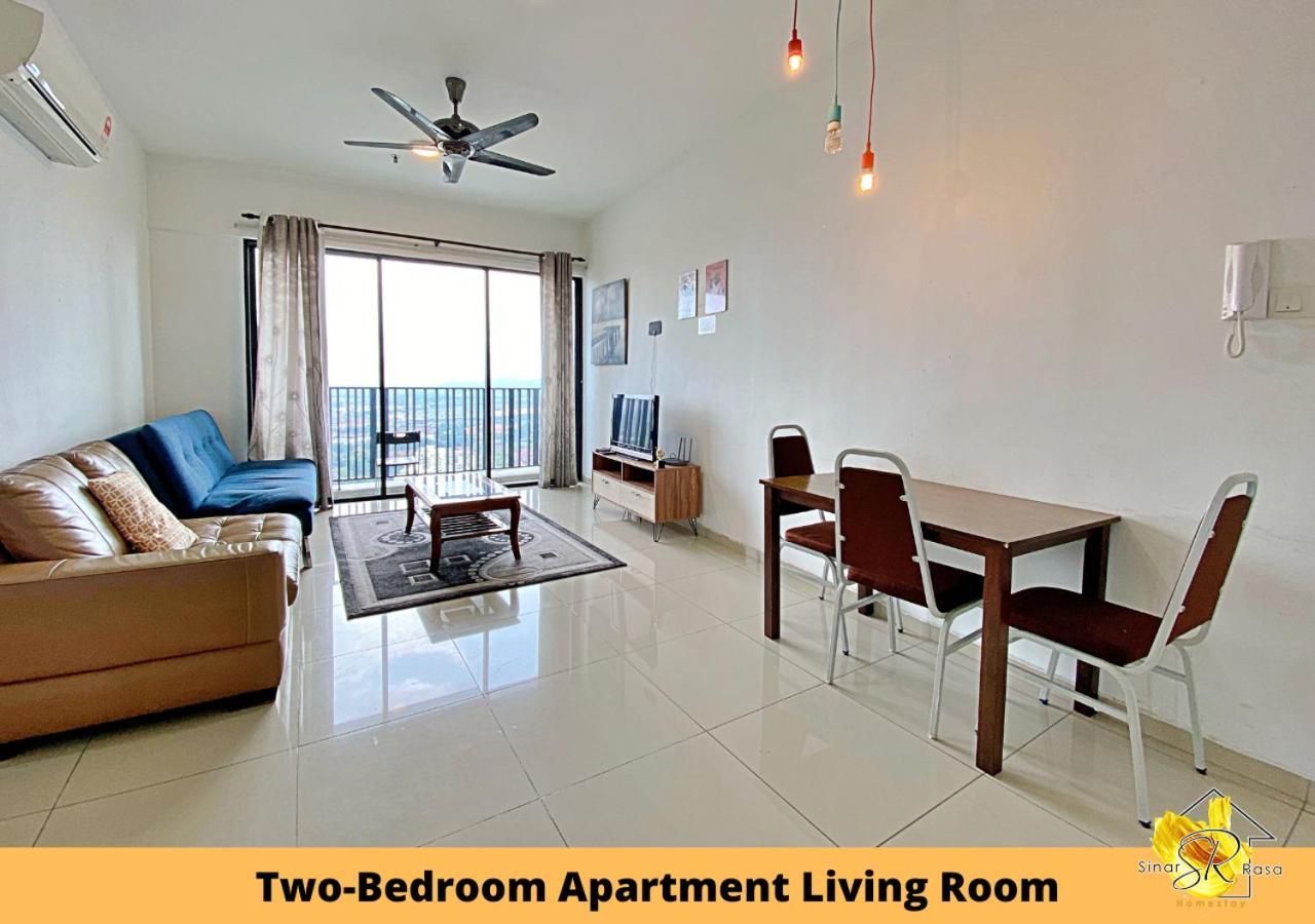Sinar Rasa Homestay At I-Soho, I-City シャー・アラム 部屋 写真 Living Room of a two-bedroom apartment